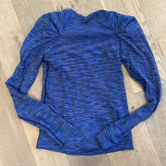 Blue Lululemon Puff Sleeve Top - Size 6 - Picture 2 of 2